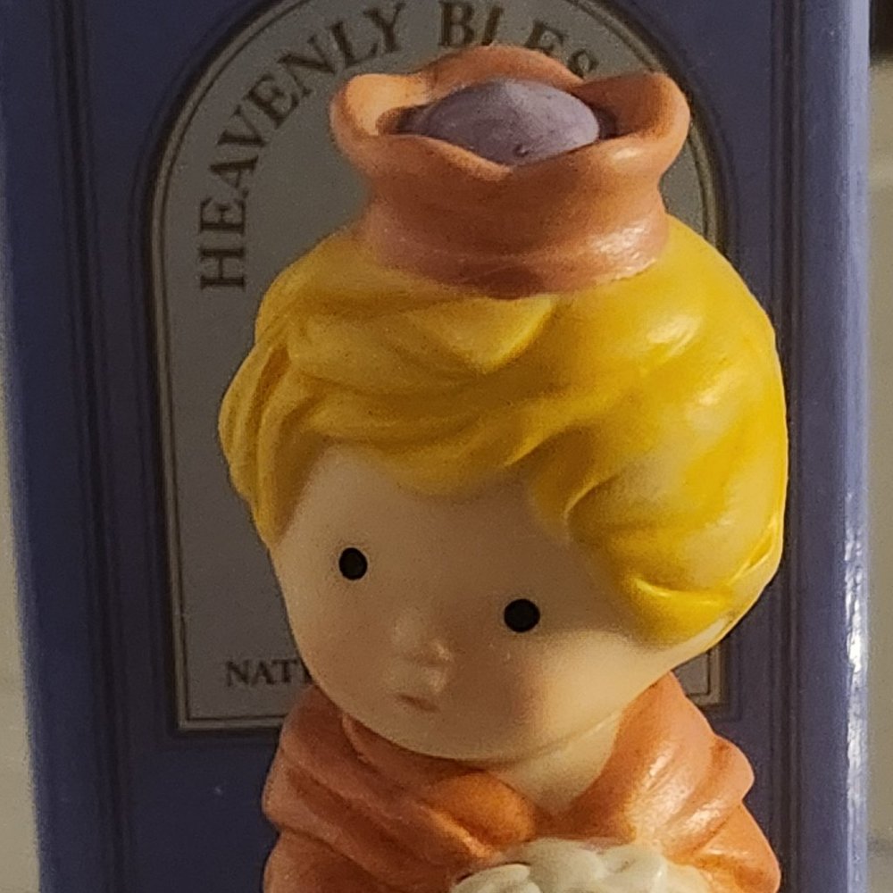 Heavenly Blessings Nativity Collection - Kaspar 1986